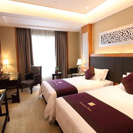 Green Lake Hot Spring Hotel Foshan Exterior foto