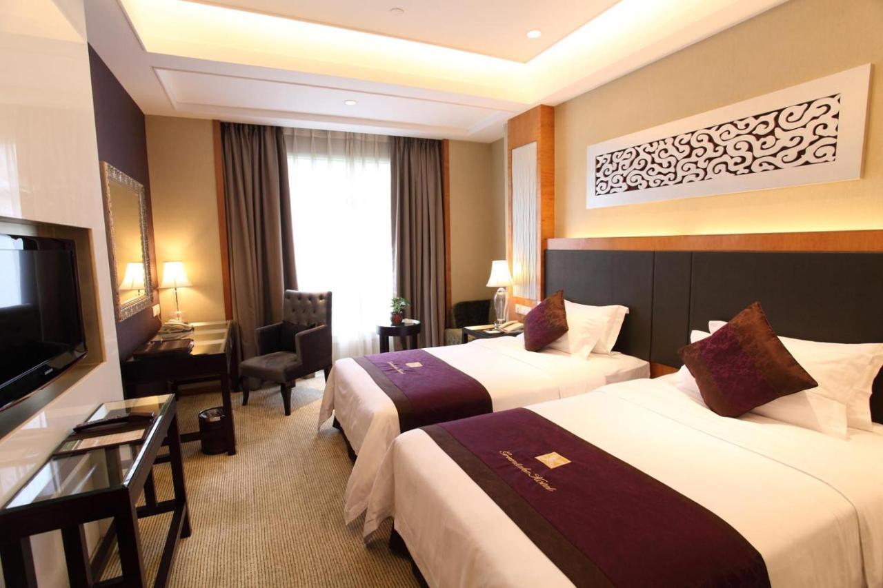 Green Lake Hot Spring Hotel Foshan Exterior foto
