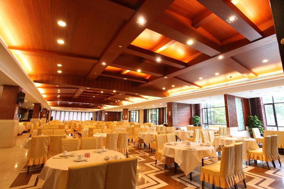 Green Lake Hot Spring Hotel Foshan Exterior foto