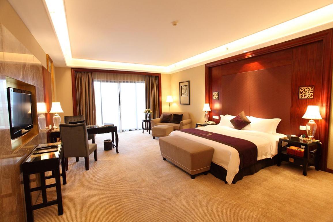 Green Lake Hot Spring Hotel Foshan Exterior foto